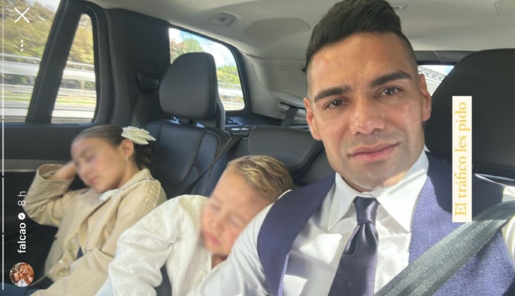 Falcao publicó foto junto a sus hijos durmiendo/Foto: Instagram @Falcao.