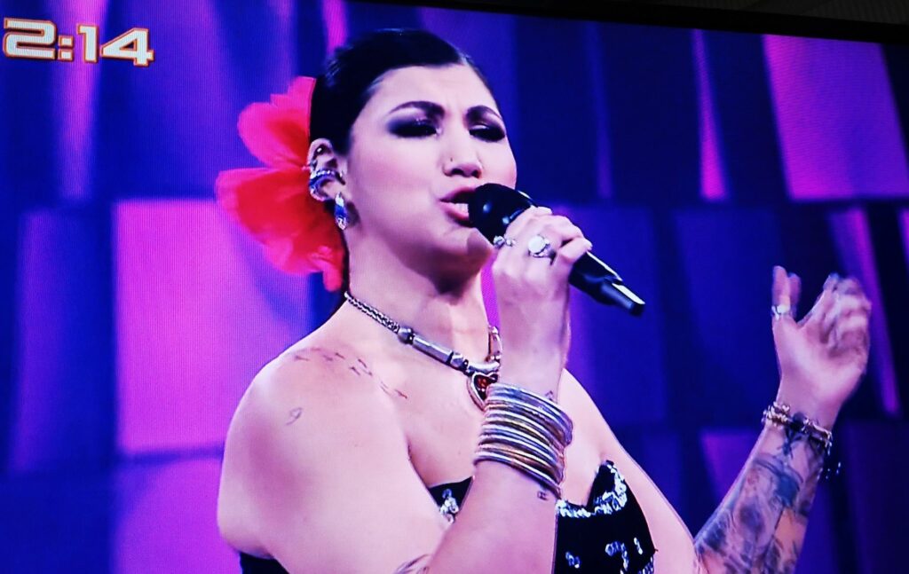 Steph Rose cantó 'No entiendo'- Foto: Caracol Tv.