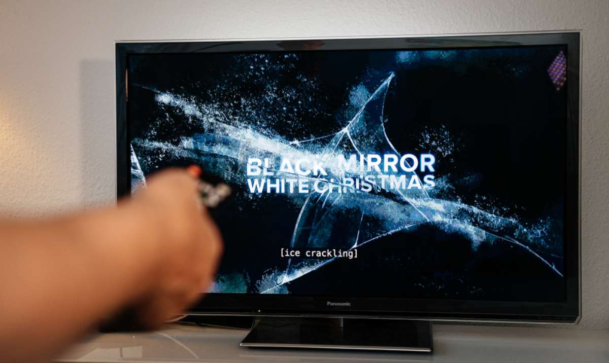 Foto de televisor, en nota de qué inventos de Black Mirror se convirtieron en tecnología en realidad