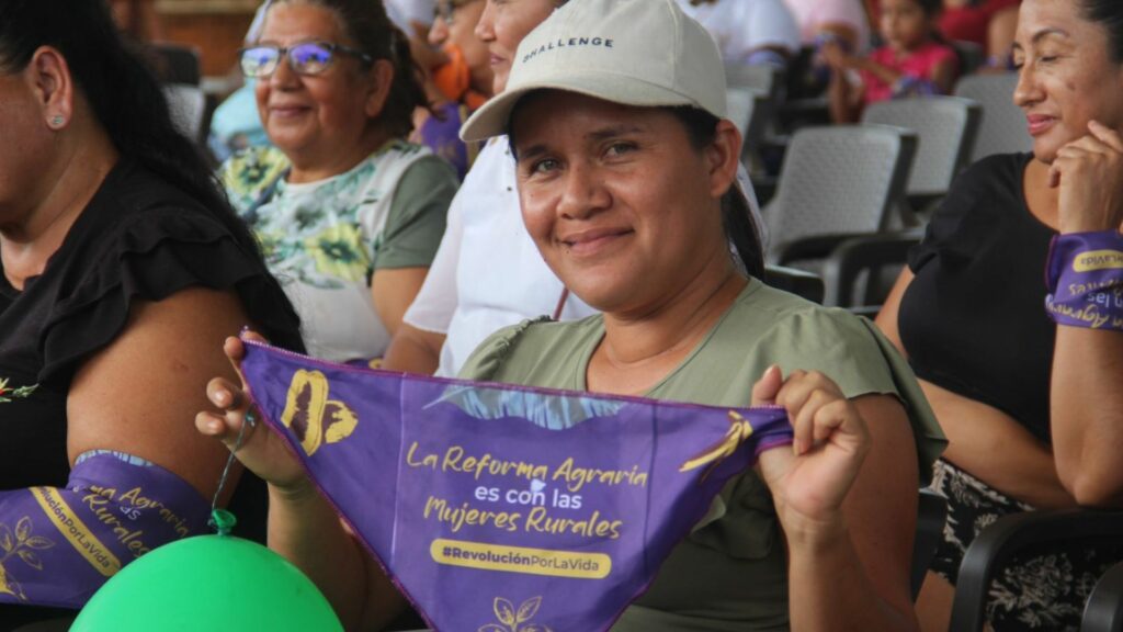 Las entregas y formalizaciones se llevaron a cabo en diferentes departamentos / Foto: ANT
