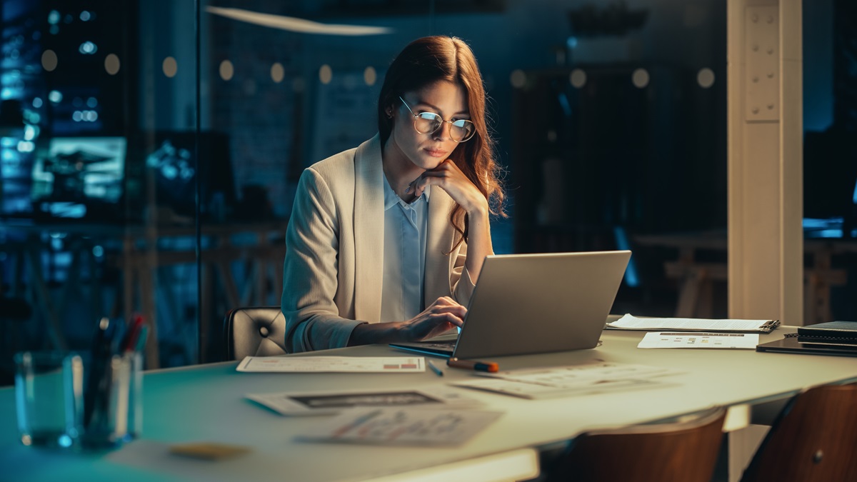 Empresas colombianas y horas nocturnas de trabajadores con cambio a 8 p.m.