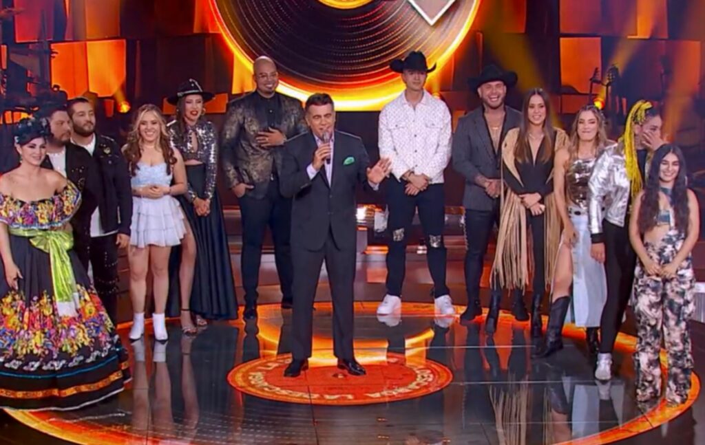 Equipo de Santiago Cruz.