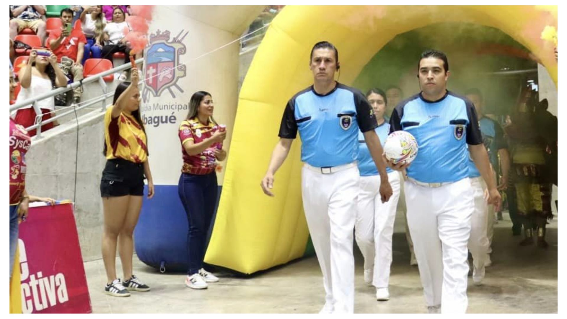 ¿Cuántos árbitros hay en un partido de microfútbol? Reglas clave si quiere ganar