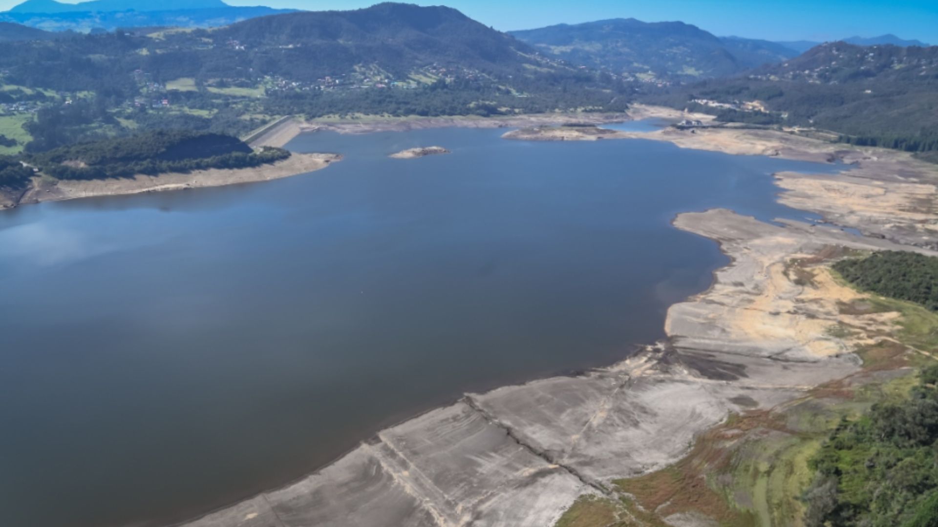 Racionamiento de agua en Bogotá se iría por recientes lluvias en Sistema Chingaza