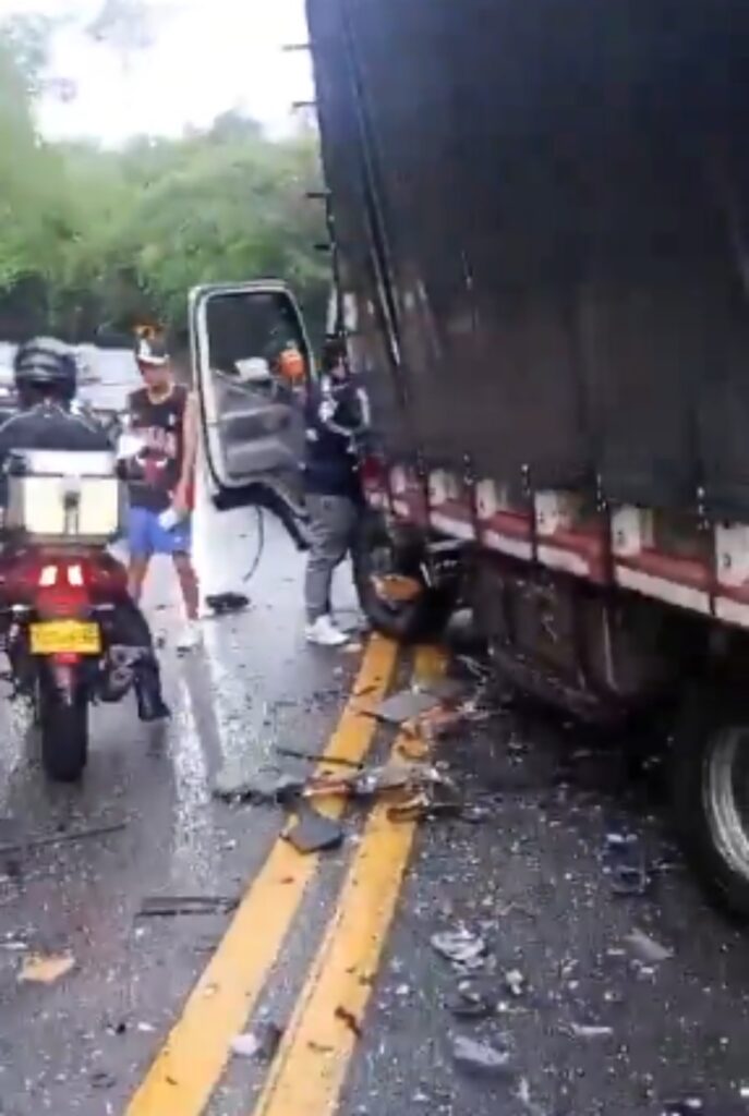 Accidente Anapoima-Apulo.