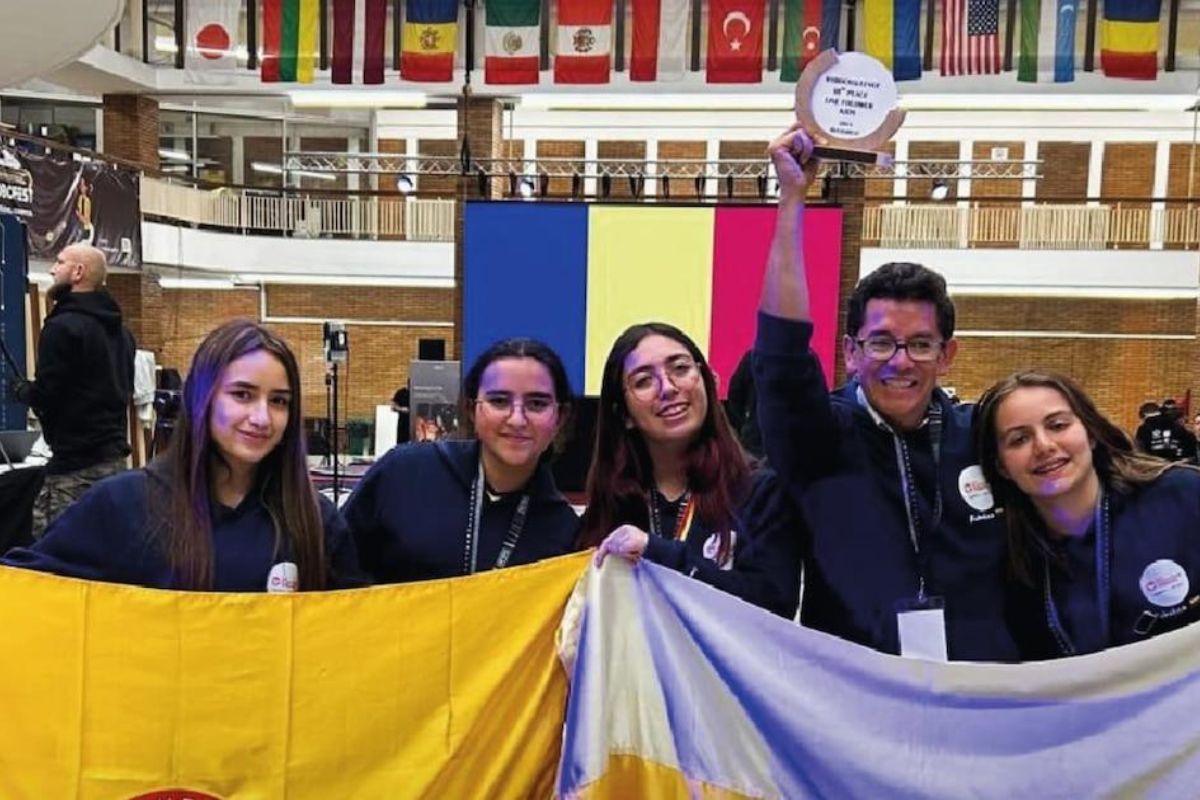 Estudiantes de Bogotá ganaron medalla en mundial de Robótica