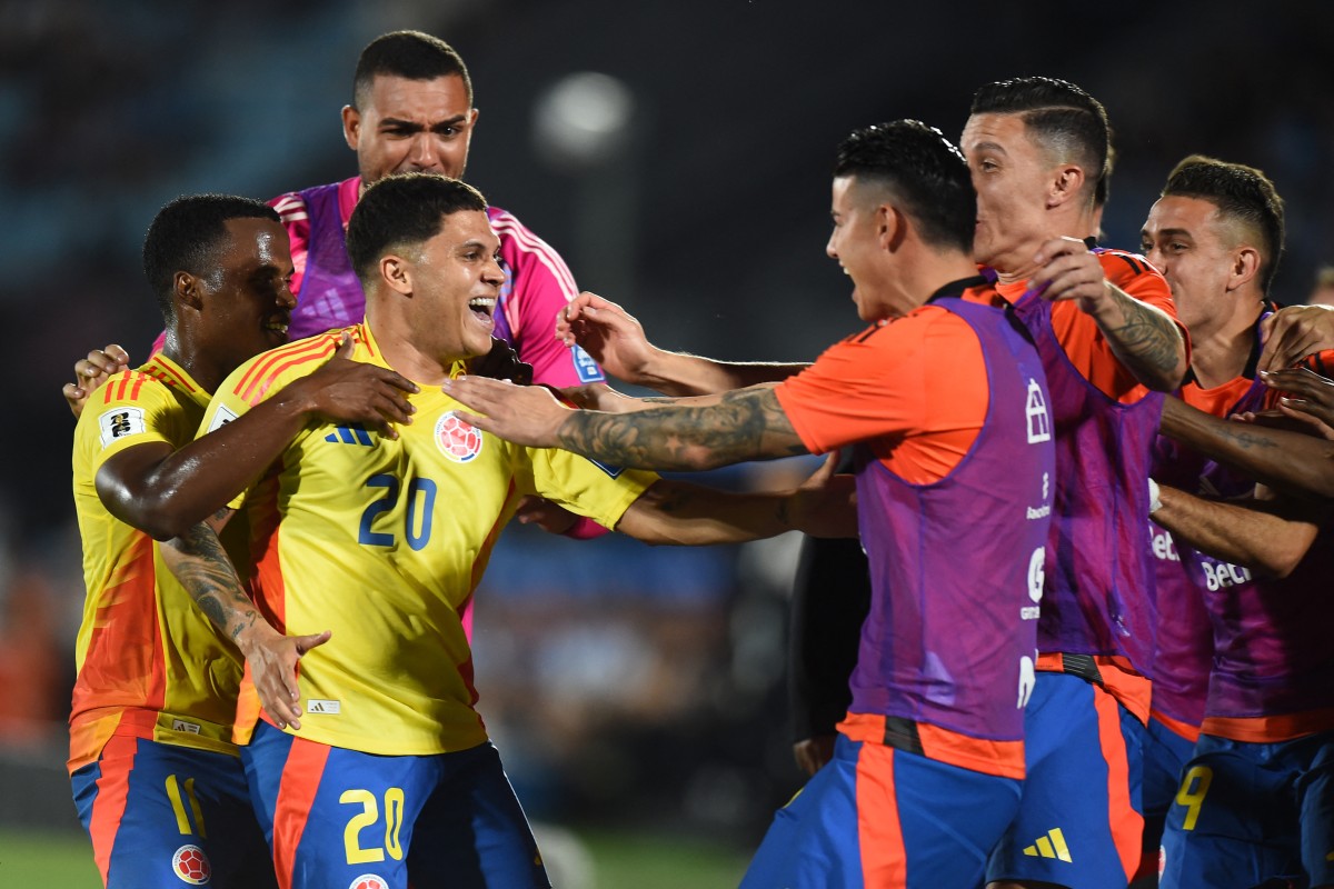 Juan Fernando Quintero, celebrando su gol ante Uruguay