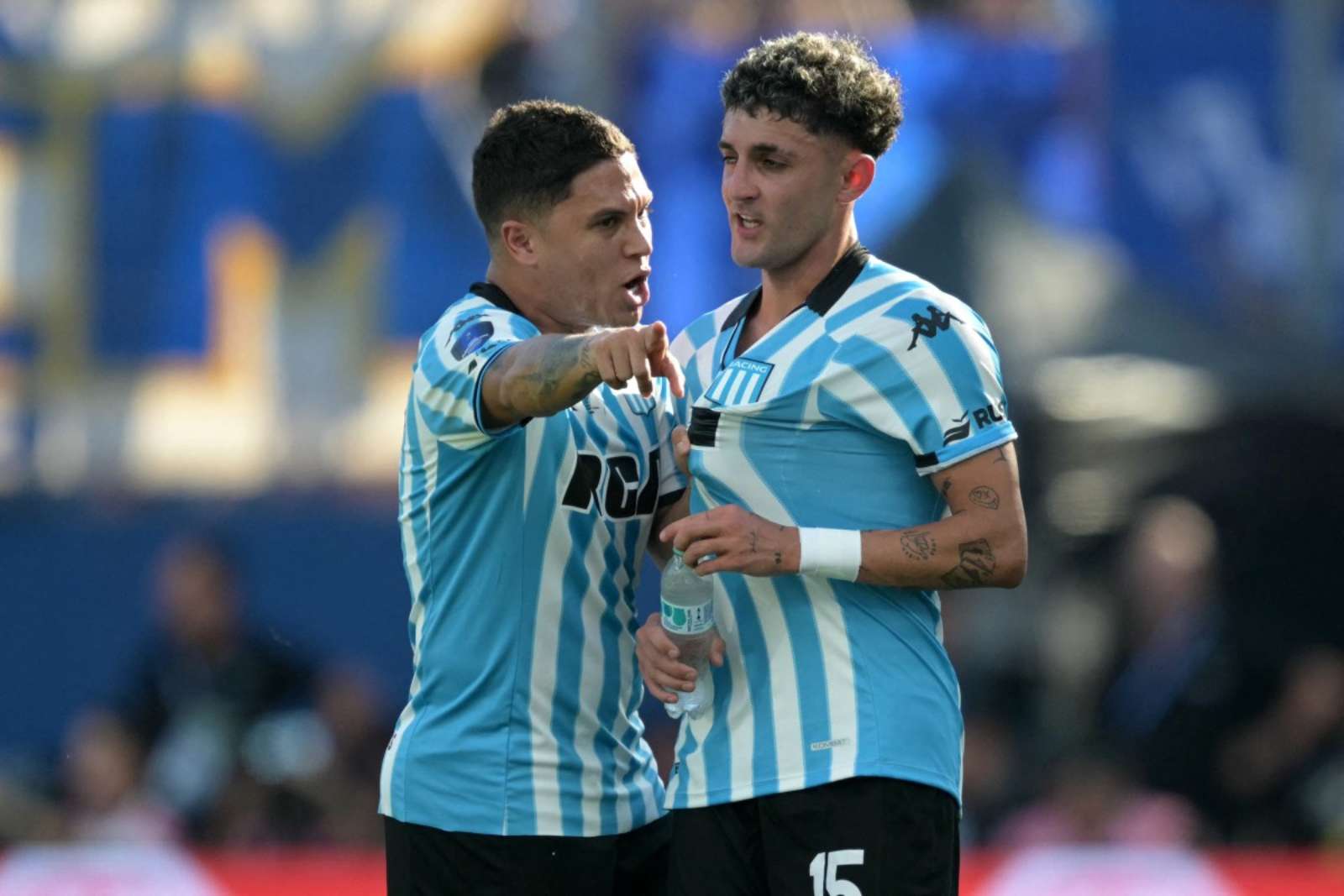 Foto de Juanfer Quintero, en nota de qué pasó con Juan Fernando Quintero con Racing detrás de cámaras al ser campeón