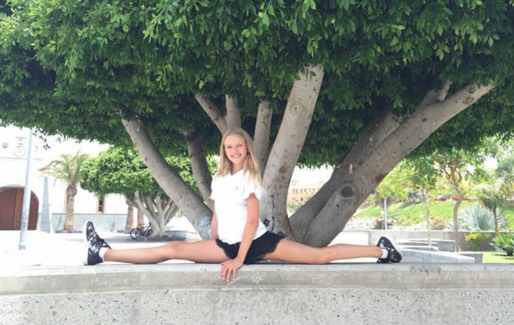 Victoria Kjaer, Miss Universo 2024, impactó por foto de su adolescencia