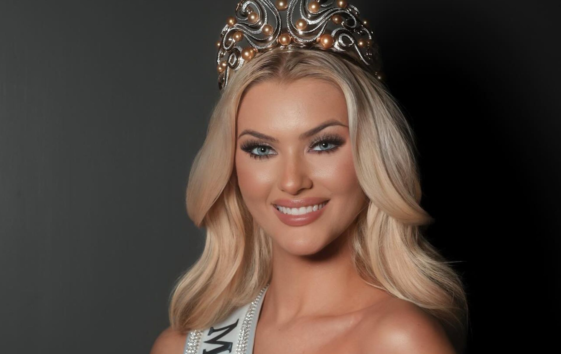 [Foto] Victoria Kjaer, Miss Universo 2024, impactó por foto de su adolescencia 