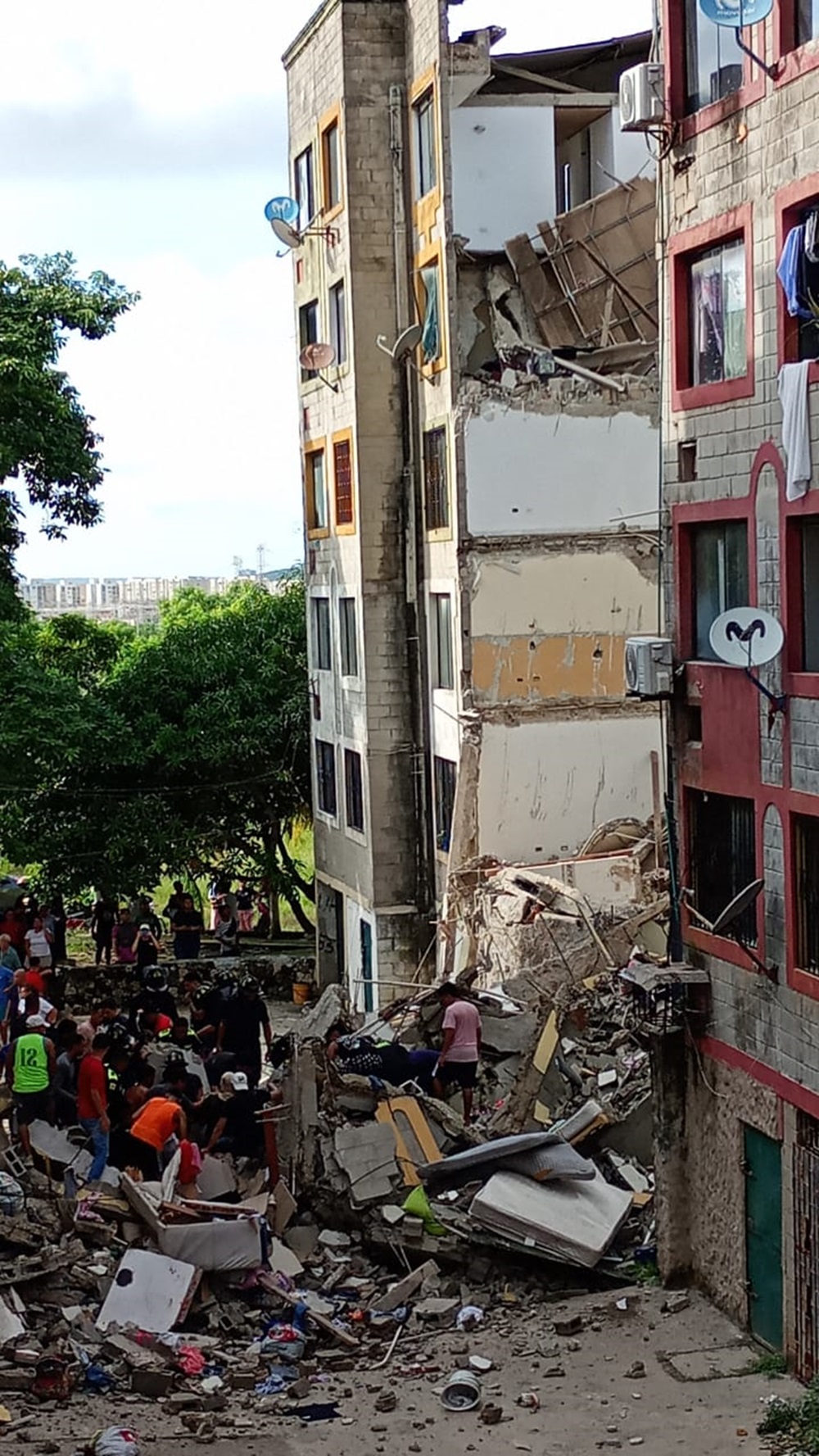 Constructora responsable de la caída del edificio en Barranquilla.