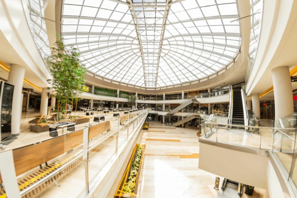 Centro comercial Salitre Plaza cumple 28 años.