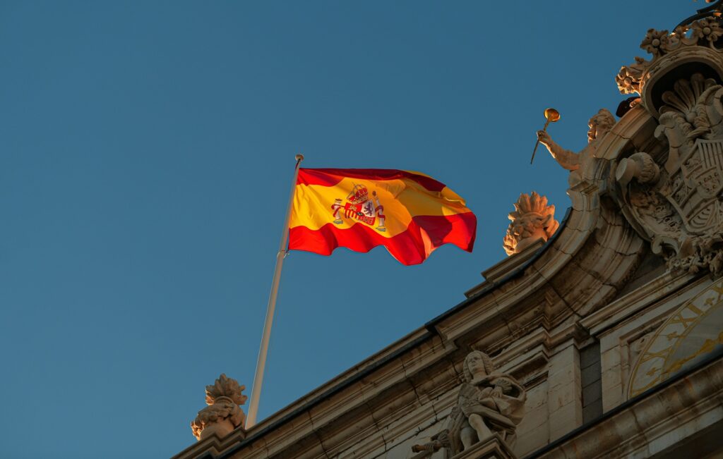 Trámite para viajar a España. / Shutterstock