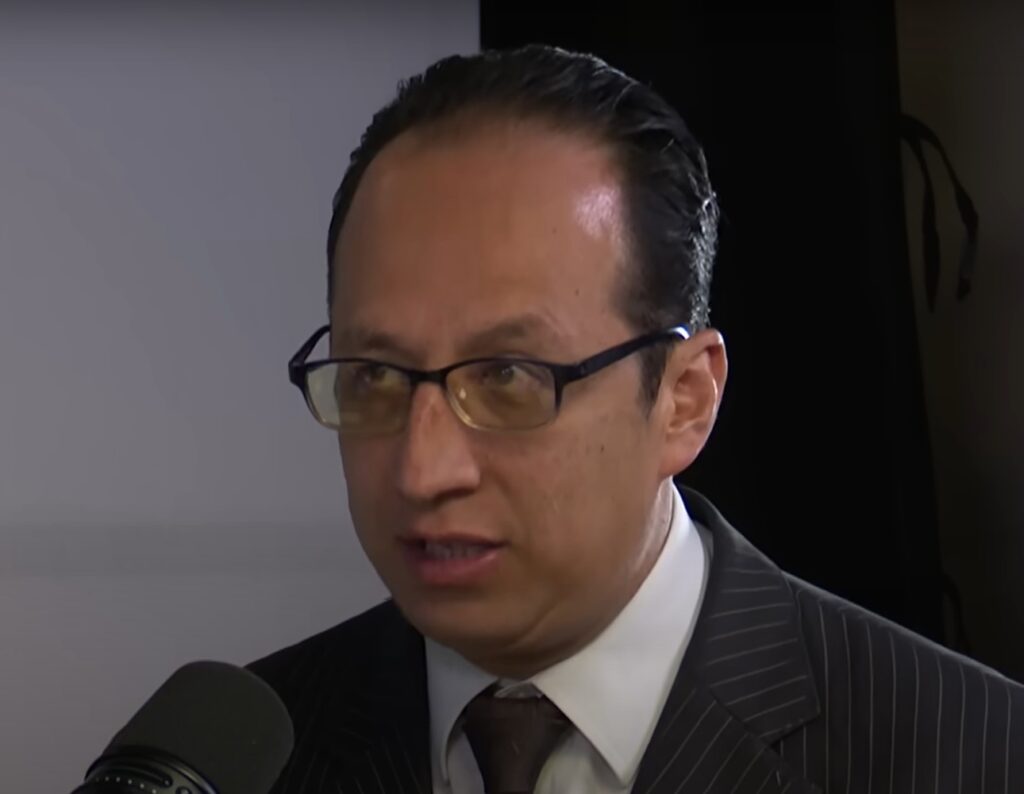 Miguel Ángel Ruiz Vargas, defensor de Paola Ramírez.