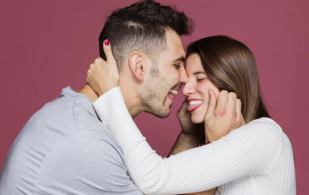 Rituales de fin de año para encontrar el amor y alejar la mala suerte en 2025. Foto: Freepik.