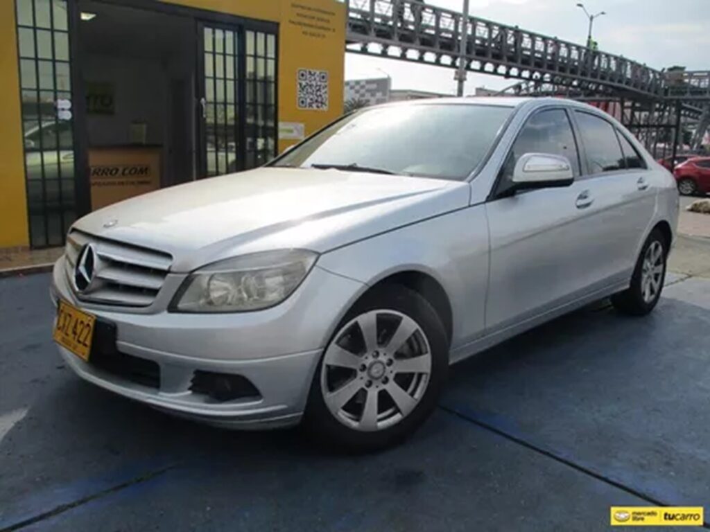 Mercedes C 200. / Mercado Libre.