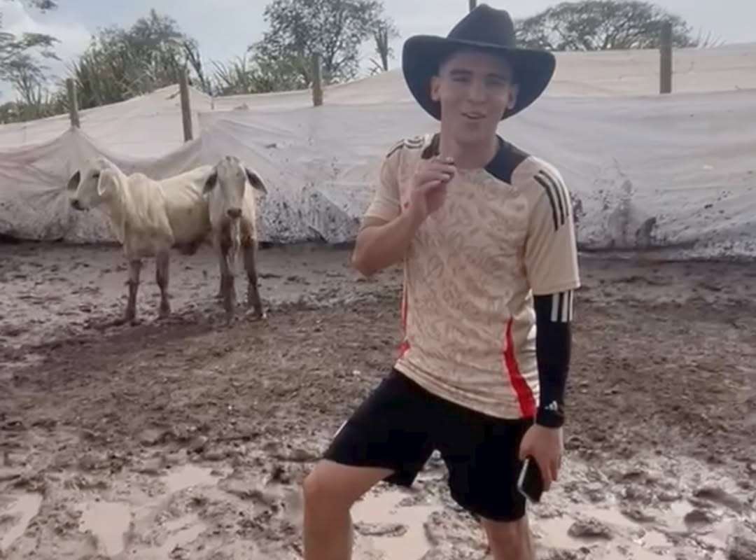 Foto de hombre llanero, en nota de cómo se juega el fútbol llanero, nuevo estilo para disfrutar y pasos para viajar