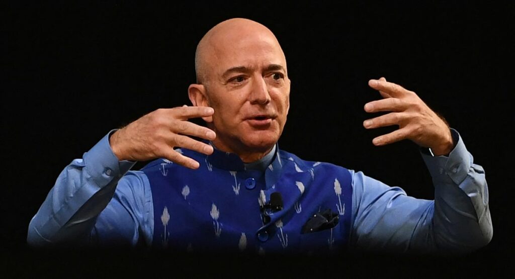 Jeff Bezos/ AFP