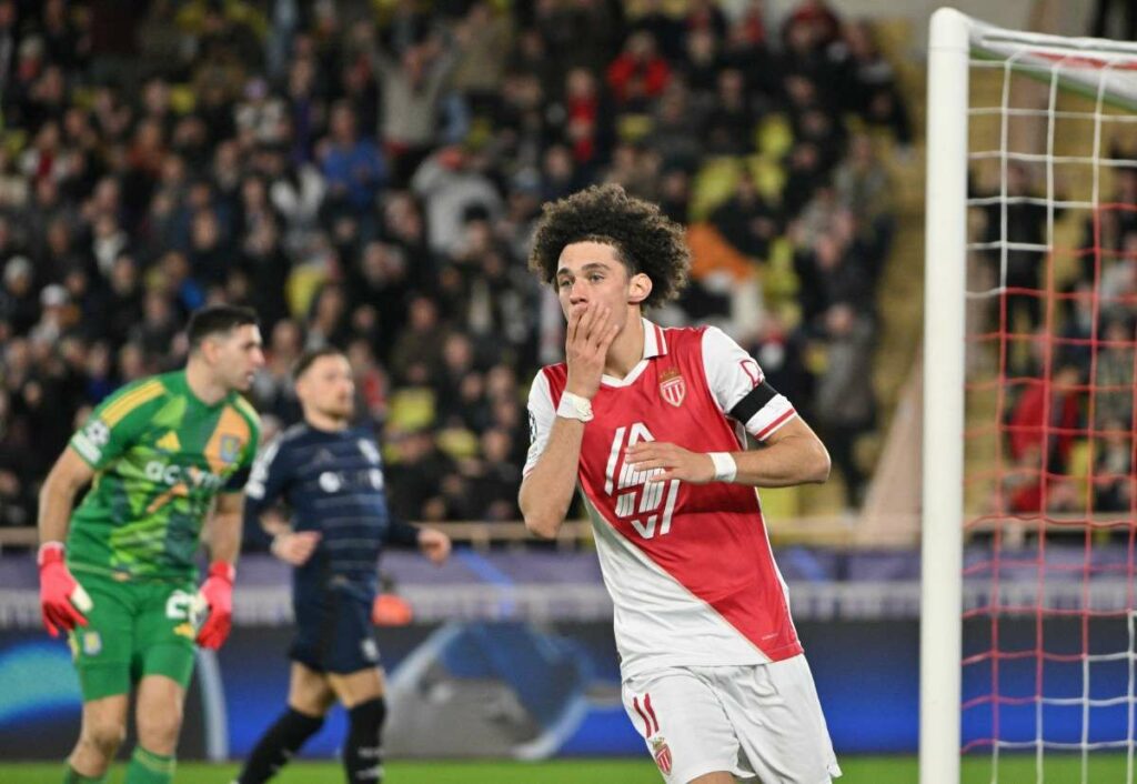 Maghnes Akliouche, futbolista francés de Mónaco./ AFP