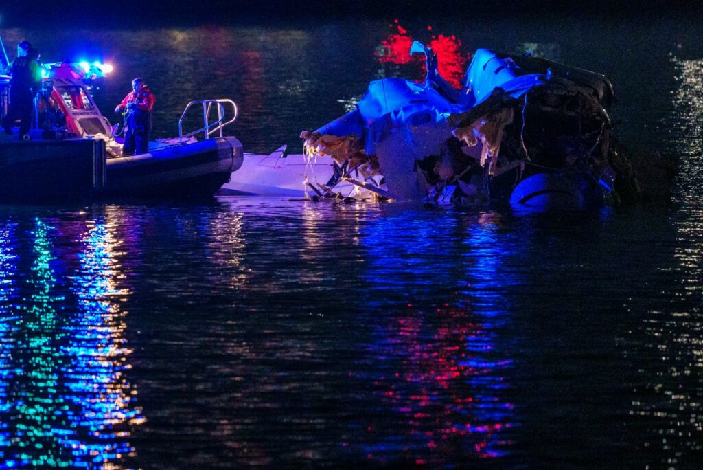 Accidente aéreo en Washington: audio de torre de control y charla con helicóptero y avión