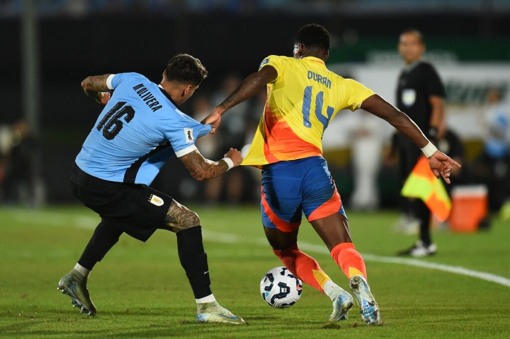 Durán vs. Uruguay. / AFP