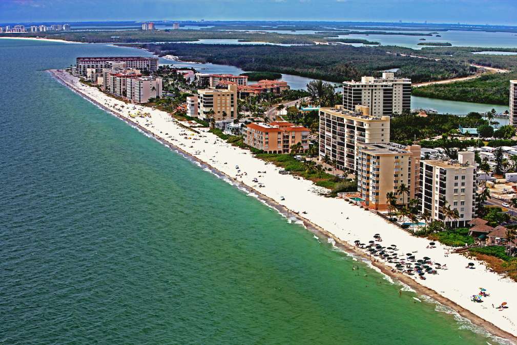 Playas de Fort Myers, Florida./ Visit Florida
