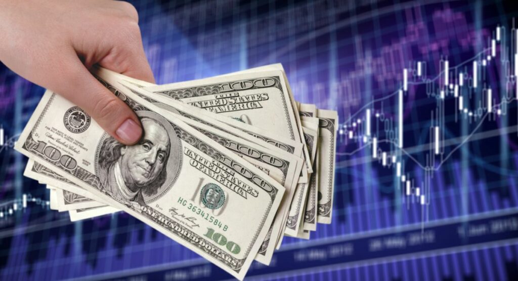 Precio del dólar en Colombia / Shutterstock