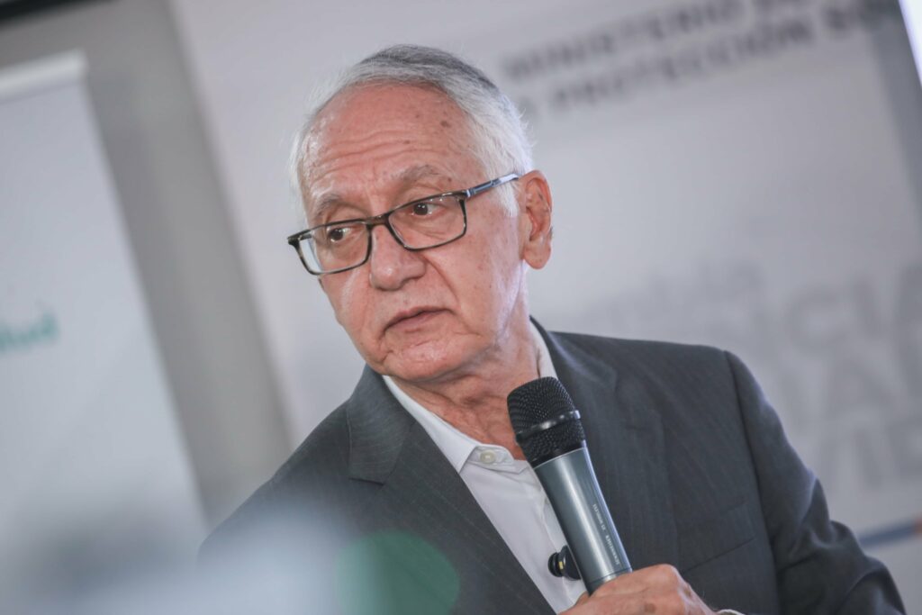 Guillermo Jaramillo, ministro de salud