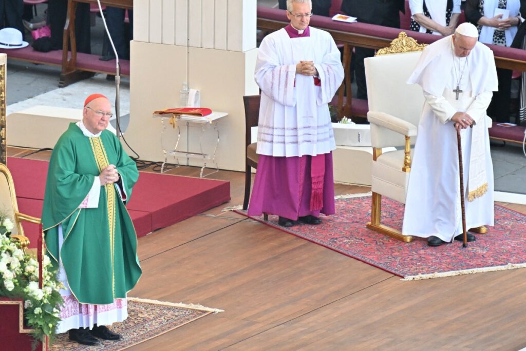 AFP__20250421__42XQ9G3__v3__Preview__FilesVaticanReligionPopeObit