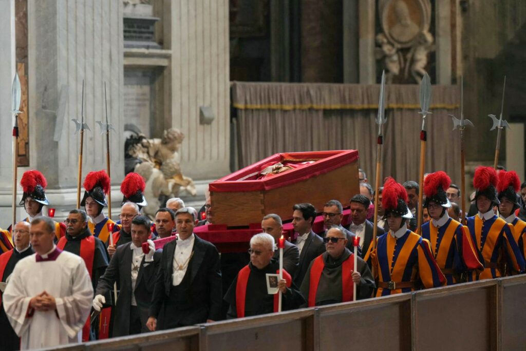 Traslado del féretro del papa Francisco