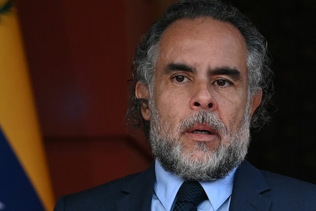 Armando Benedetti cuando dejó su cargo como embajador en Venezuela / AFP
