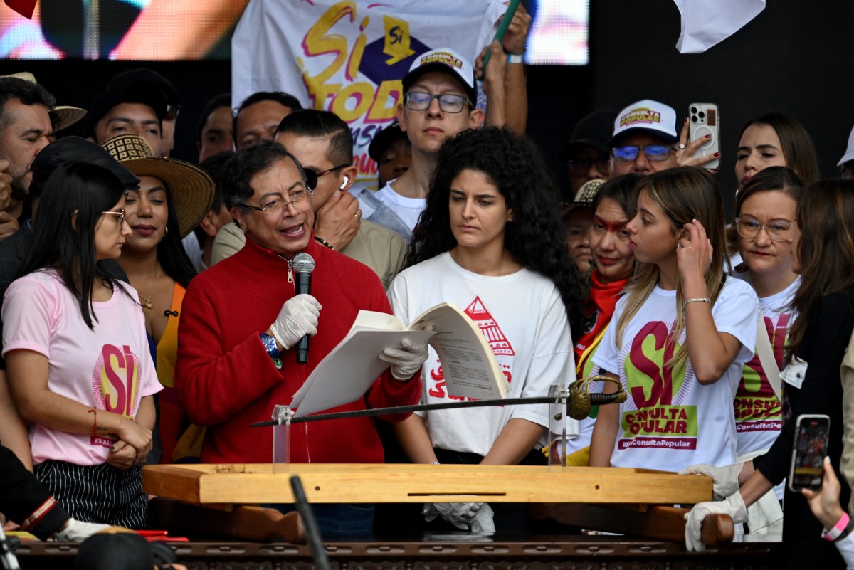 Fijan plazo máximo para consulta popular, si el Congreso la aprueba