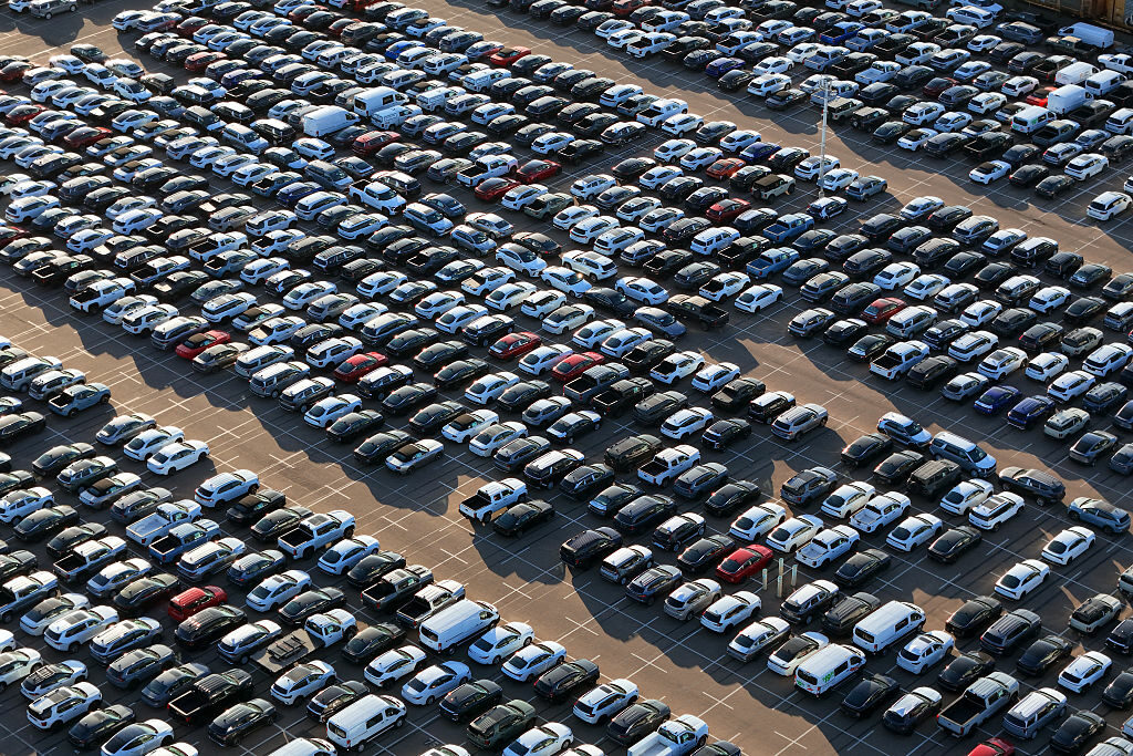 Lote de carros europeos / Getty