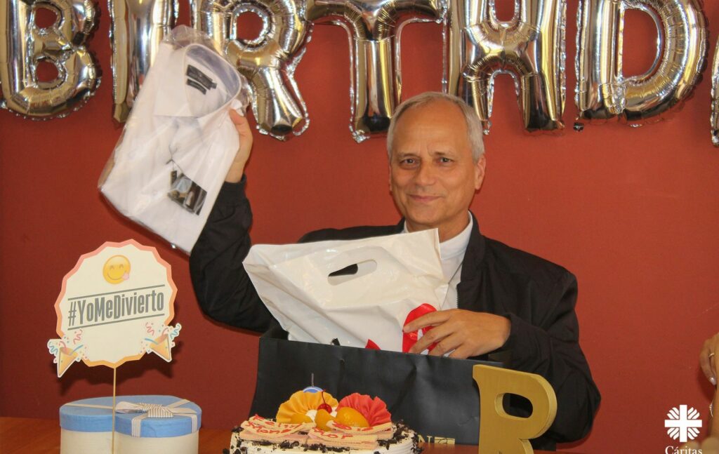 Papa León XVI celebrando su cumpleaños en Perú.