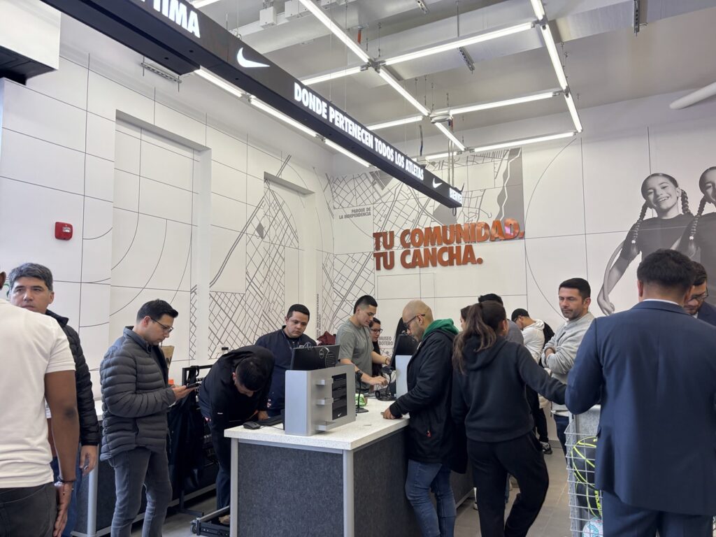 Nueva tienda de Nike / Pulzo