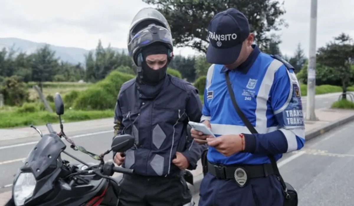 Gobierno dice que para viajar en carretera se debe llevar carné de vacunación