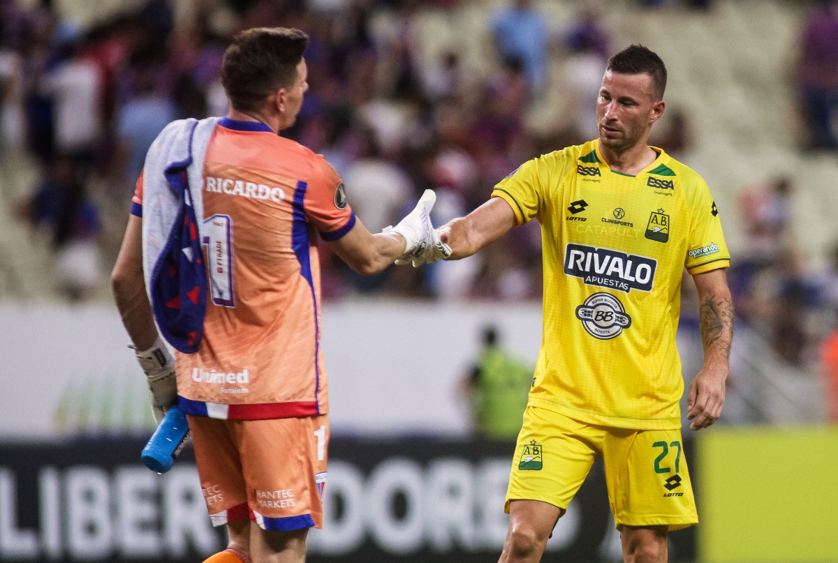 Tabla de posiciones del grupo Grupo E con empate de Bucaramanga en Libertadores