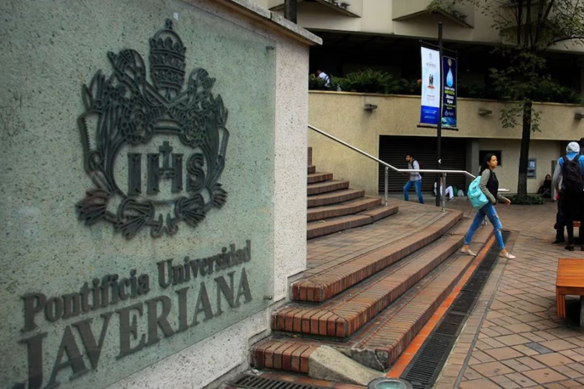 La U. Javeriana, Los Andes y más universidades ofrecerán carreras técnicas en Colombia y habrá beneficio en plata para jóvenes que quieran estudiar. 