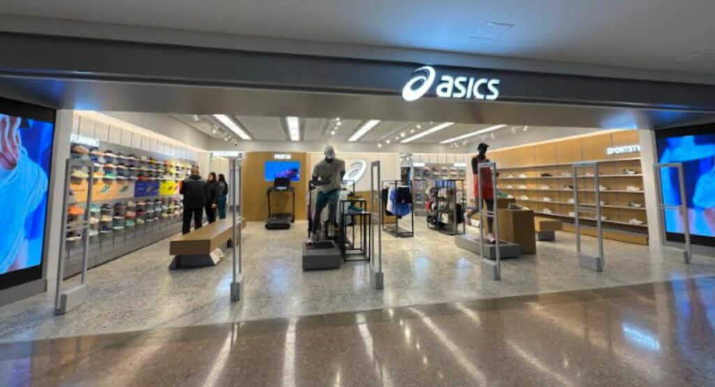Nueva tienda de Asics / Asics