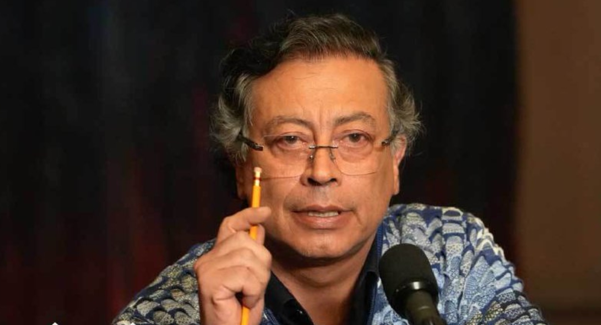 Gustavo Petro ordenó reforzar seguridad de Álvaro Uribe y de la oposición