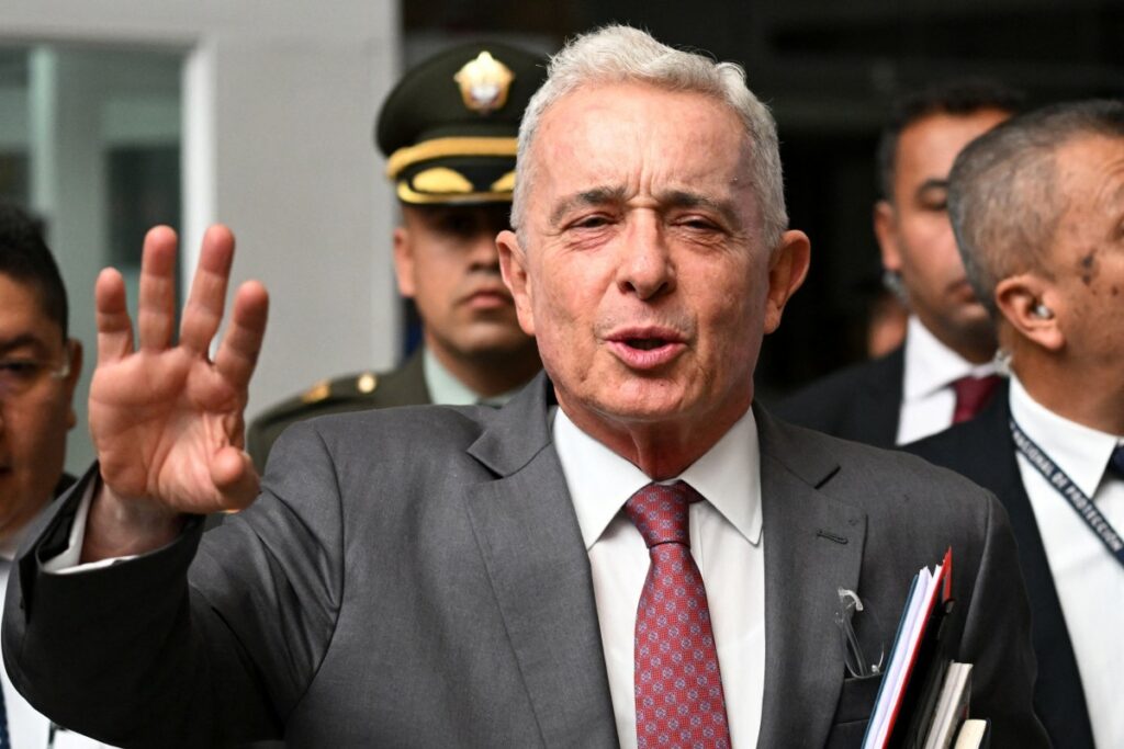 Expresidente Álvaro Uribe / AFP
