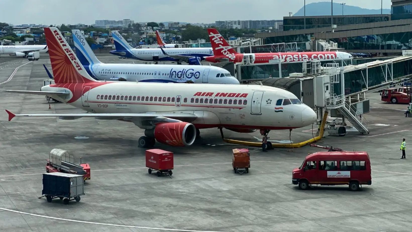 Otro avión en India tuvo problemas al despegar y tuvo que regresar al aeropuerto