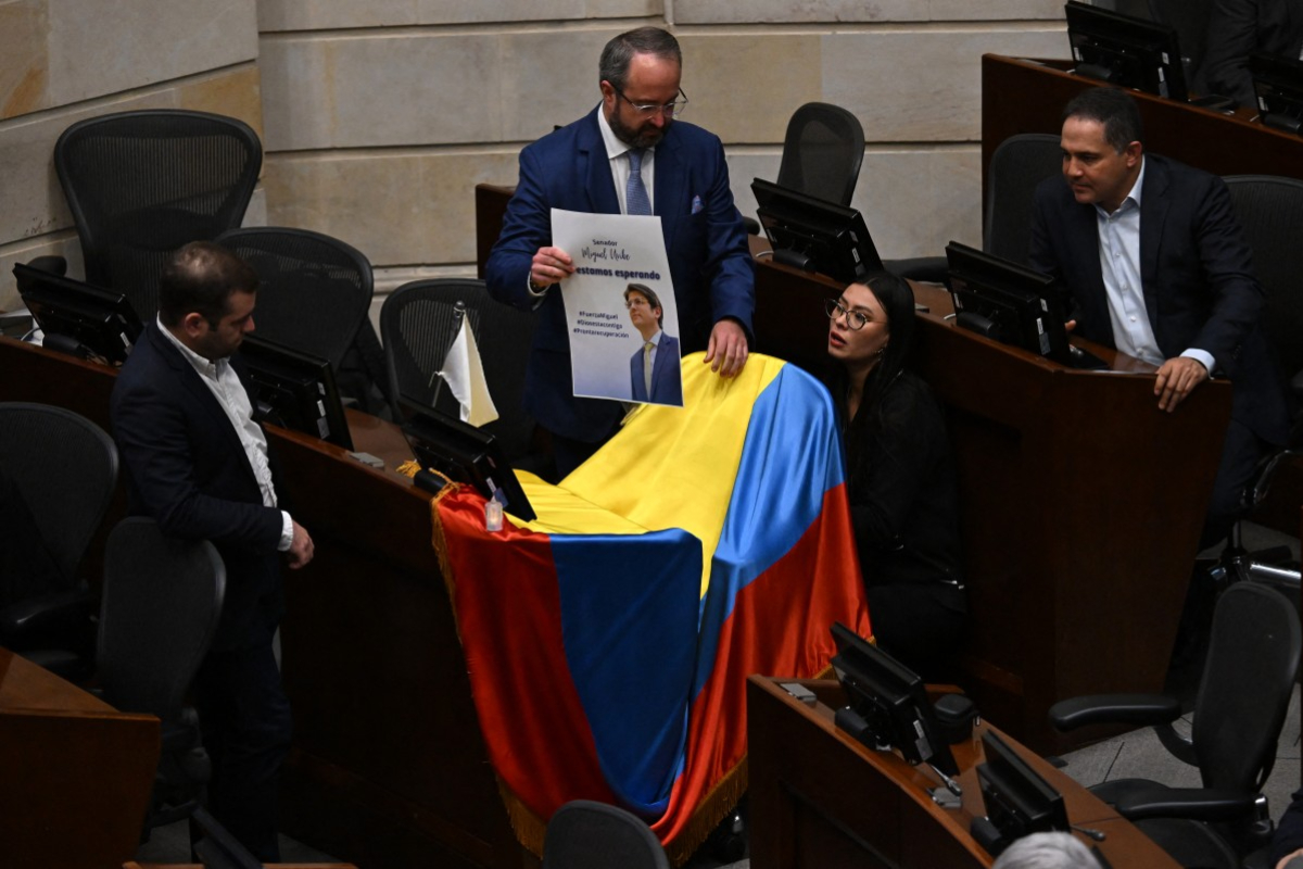 El lío que hay en la UNP y que pondría en riesgo a precandidatos en Colombia. Todo es por un plan del Gobierno con $ 100.000 millones. 
