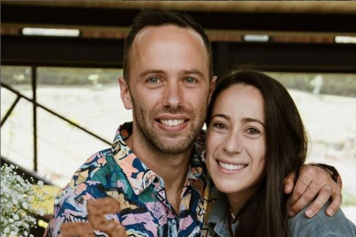 Mariana Pajón junto con su pareja, Vincent Pelluard, de quien quedó embarazada y espera un bebé