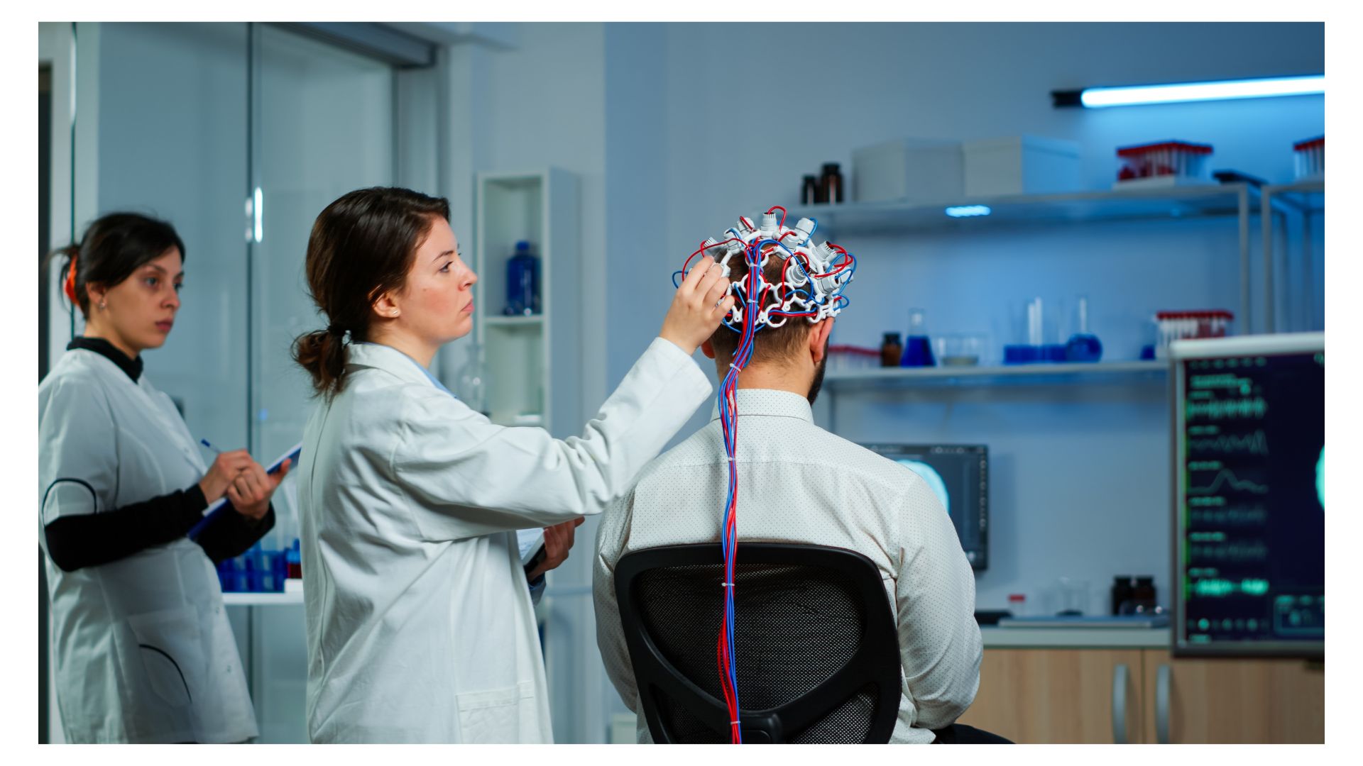 Cuánto vale la especialización de neurología en Colombia: alcanza para dos casas