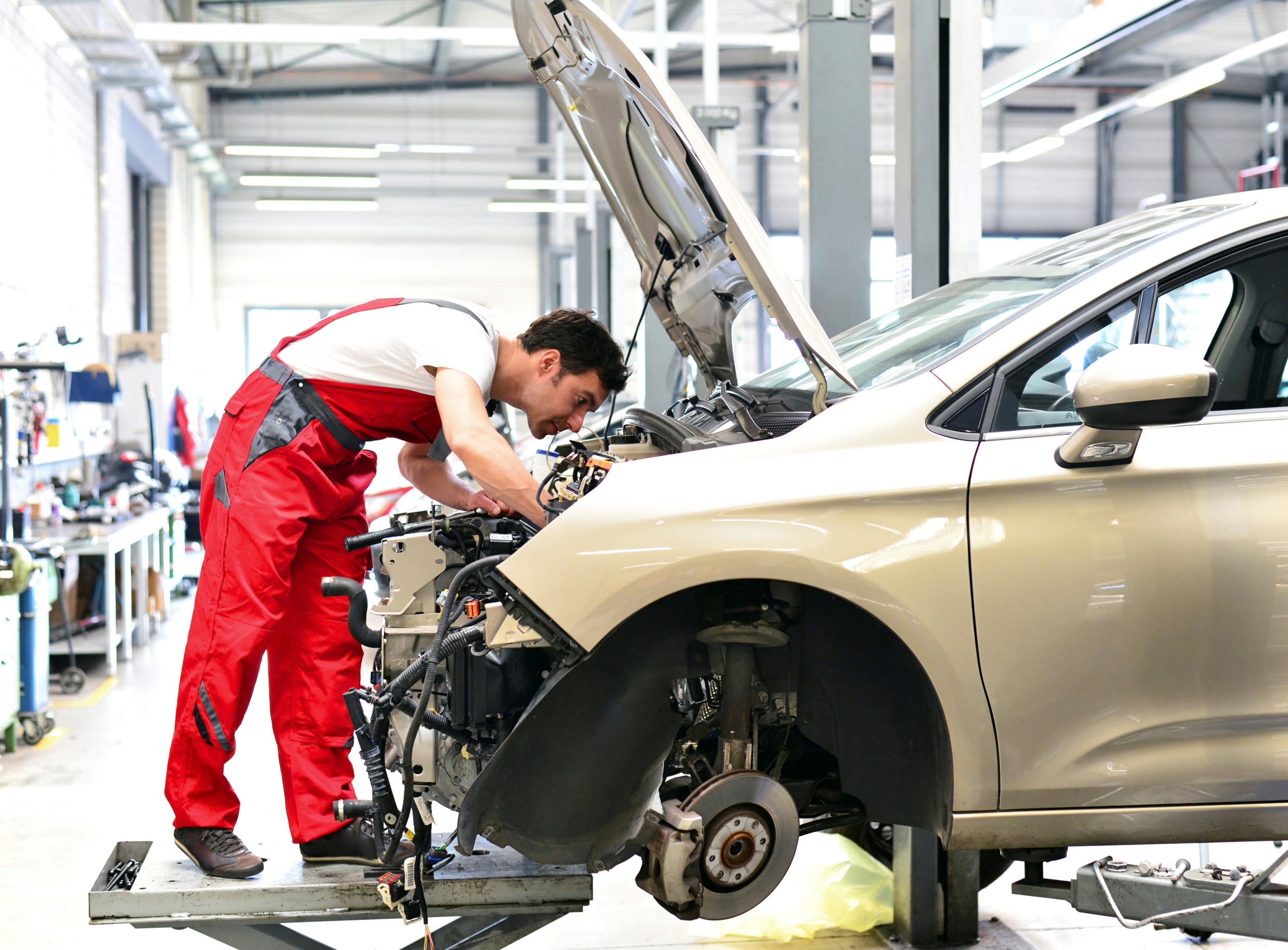 Revisión técnico-mecánica cambia de precios para carros y motos en este 2025