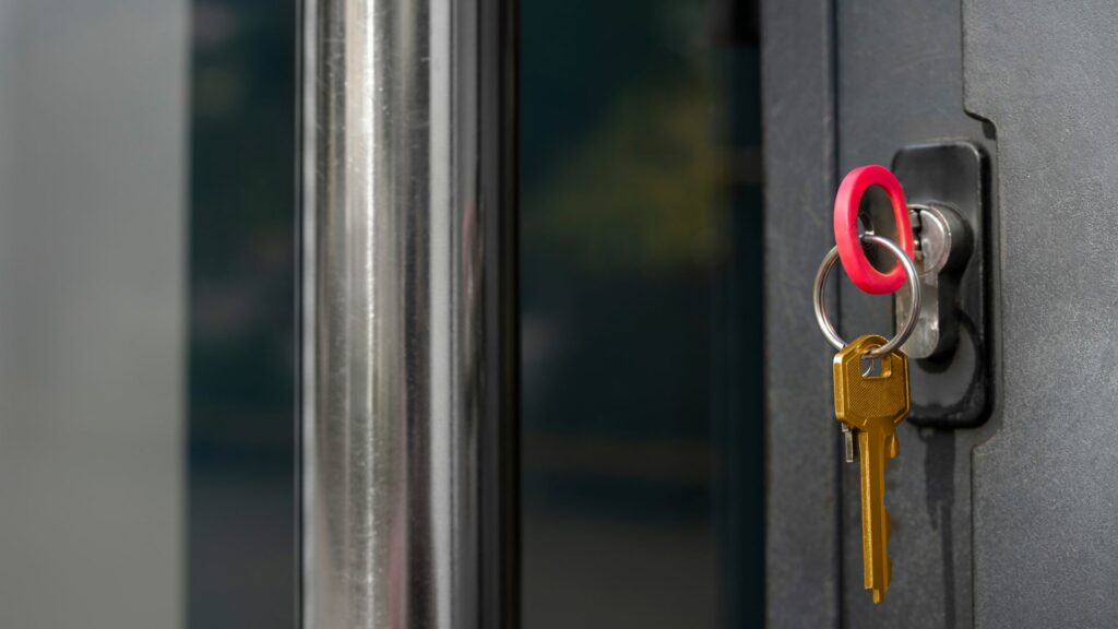 Cerradura de una puerta / Freepik