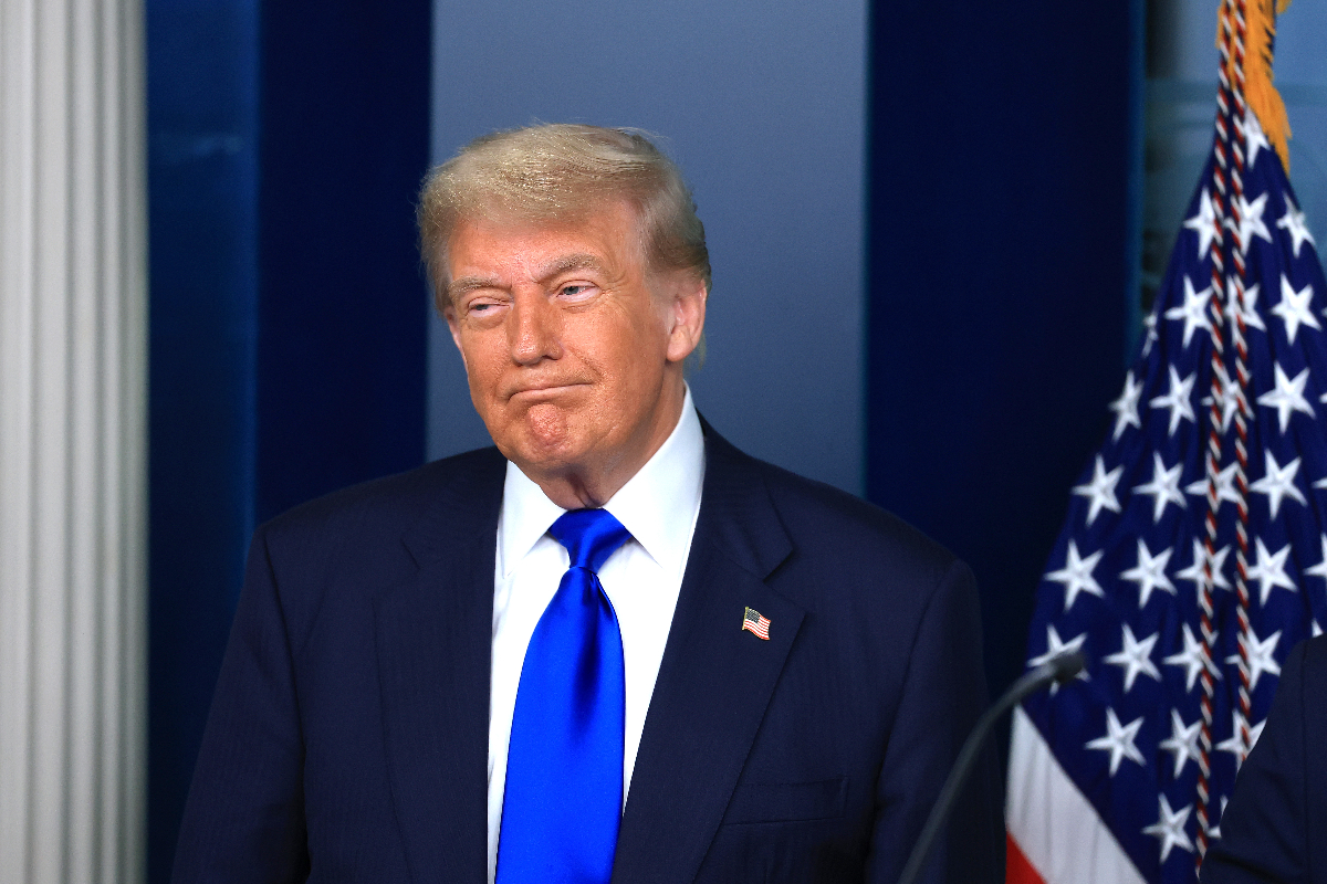 Gobierno Trump borró información clave y hay caos en varias ciudades. Dicen cómo afecta a los colombianos que viven allá. 