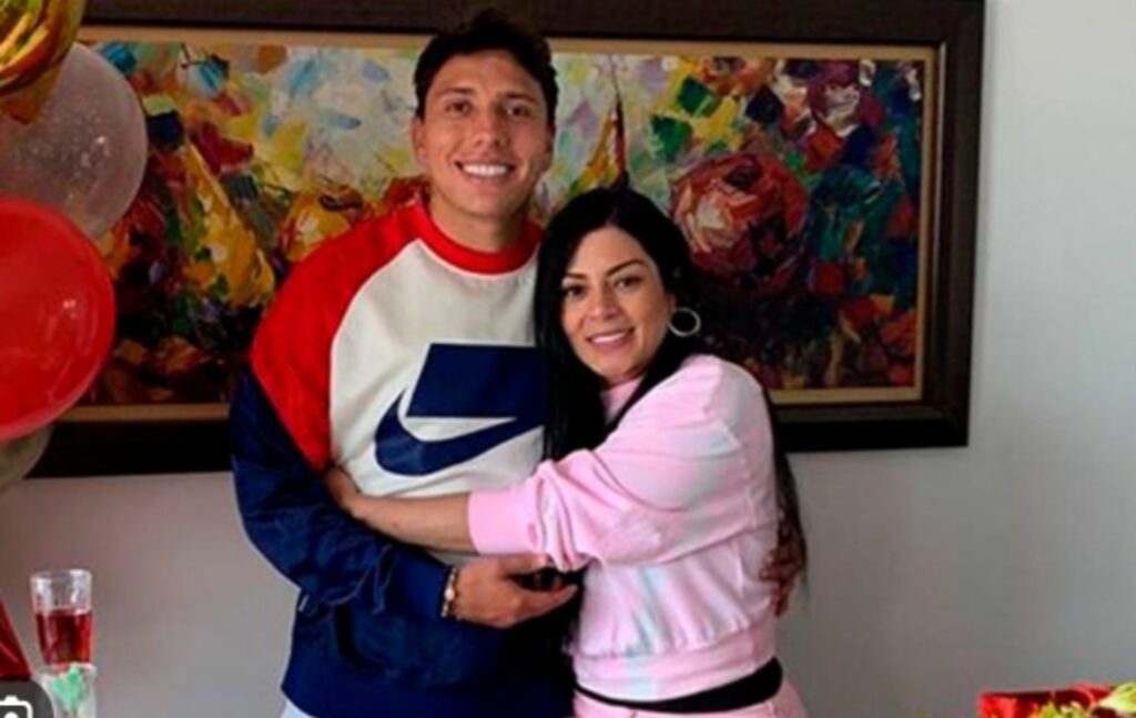 Sebastián Salazar y Marbelle.