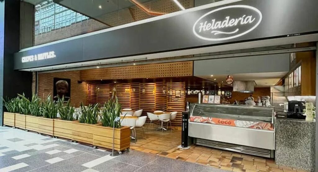 crepes & waffles / centro comercial Mayorca